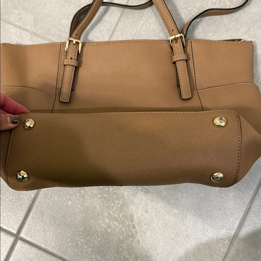 Michael Kors Beige Leather Tote - Picture 8 of 12